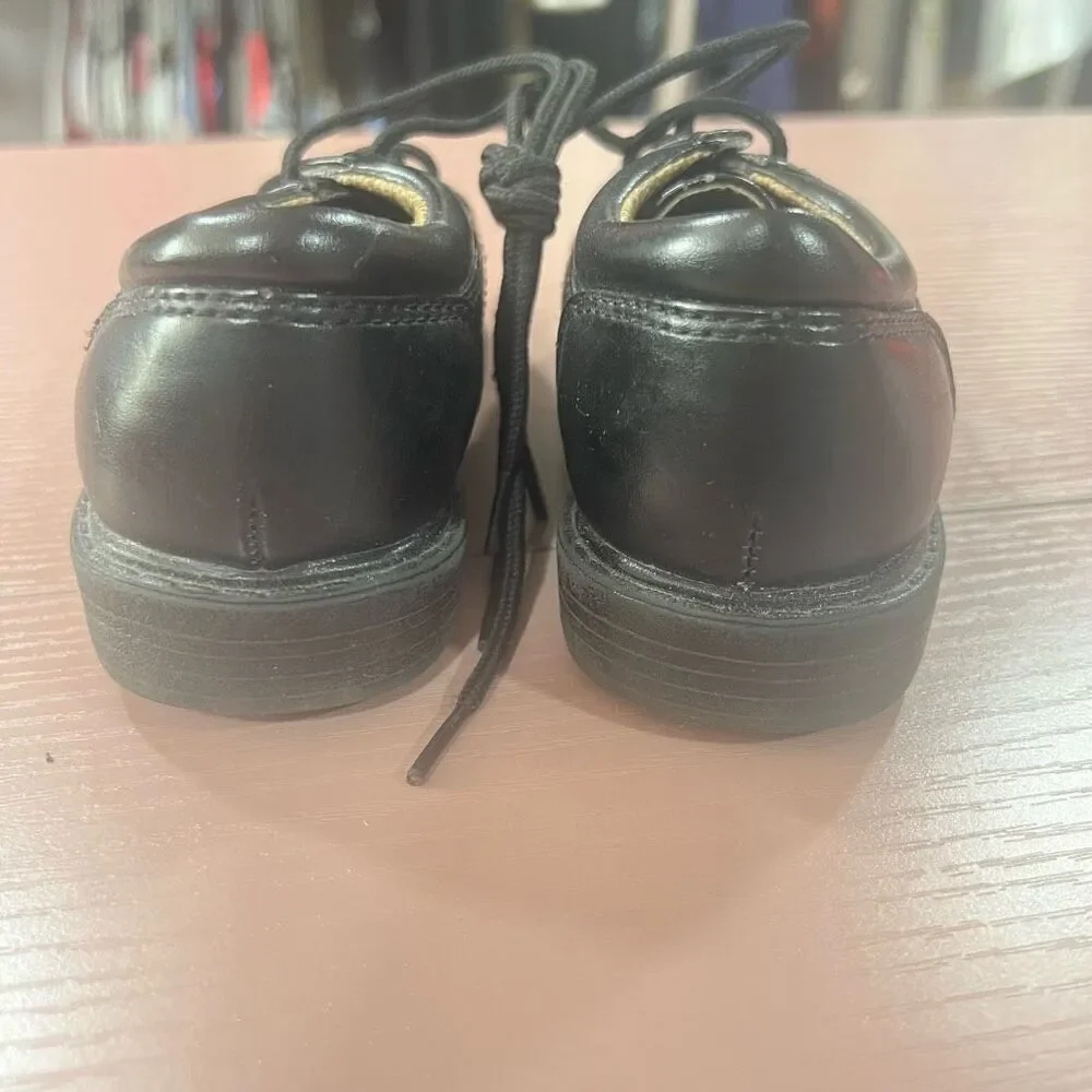 🏈 Toddlers Sprockets Black Dress Lace Up Hard Sole Shoes Size 8
